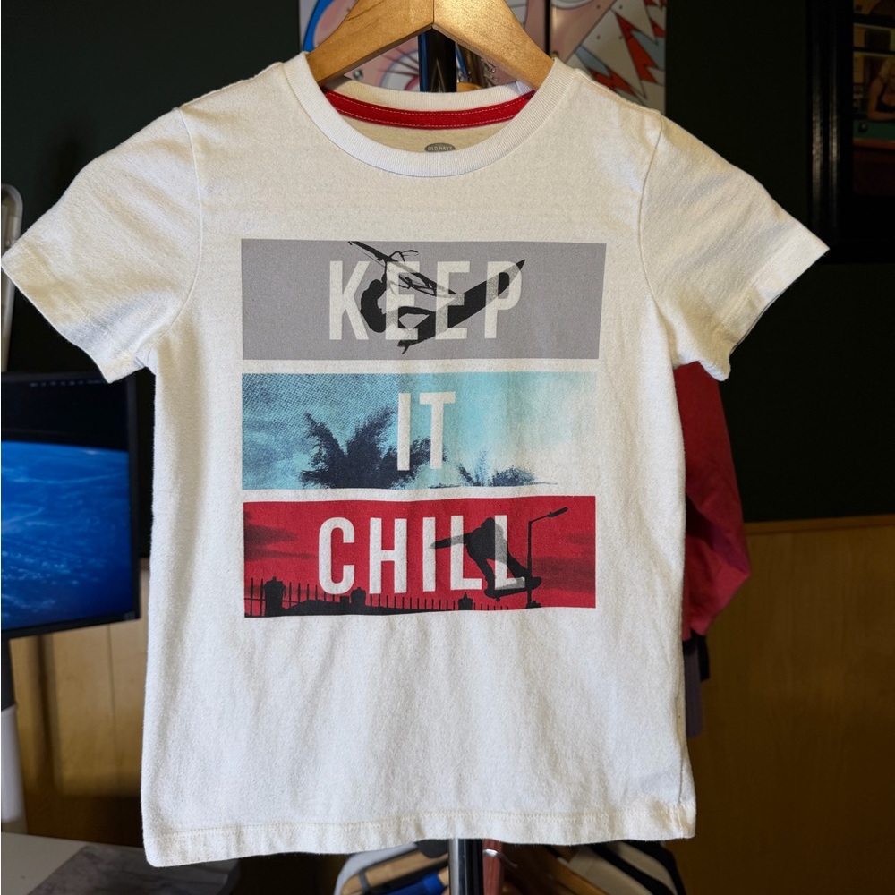 Old Navy White 'Keep It Chill' Short Sleeve Tee with Summer Activities Graphic